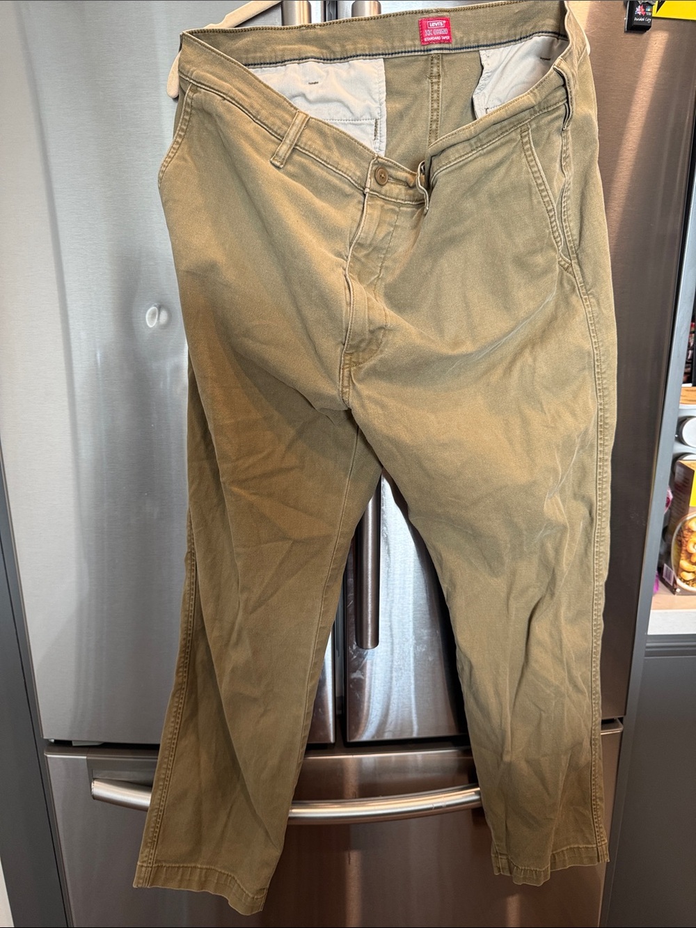 Levi's Men’s Tan Chino Pants
